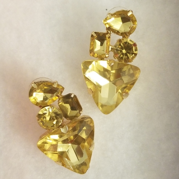 Earring Clusters - Picture 3 of 5